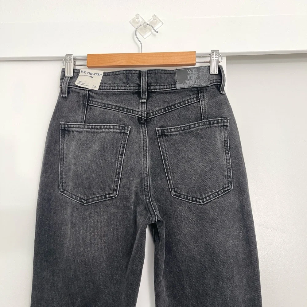 NWOT Free People Xena High Rise Slim Straight Jeans Size 25